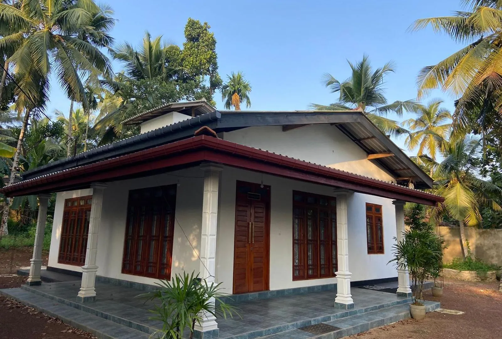 2 Bedroom Holiday Home Ragama