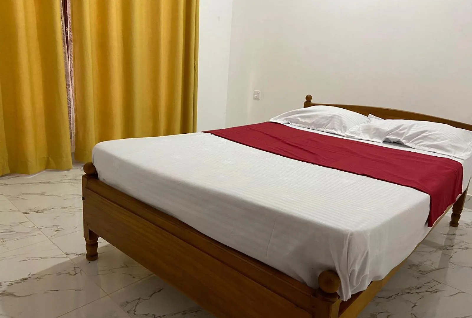 2 Bedroom Holiday Home Ragama Sri Lanka